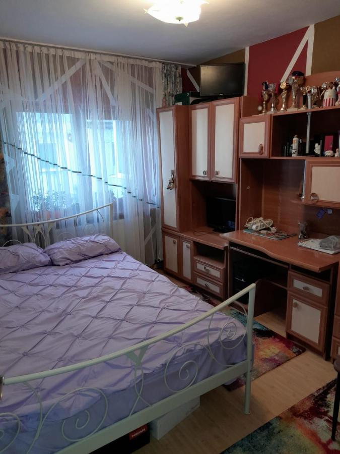 Apartament Straja - Lupeni  Ngoại thất bức ảnh