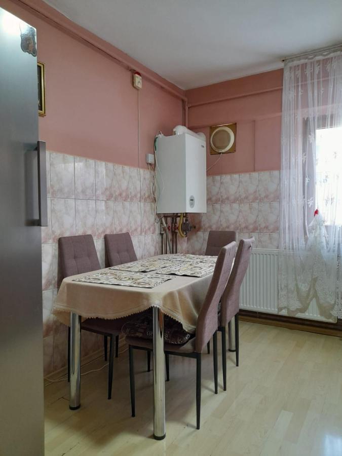 Apartament Straja - Lupeni  Ngoại thất bức ảnh